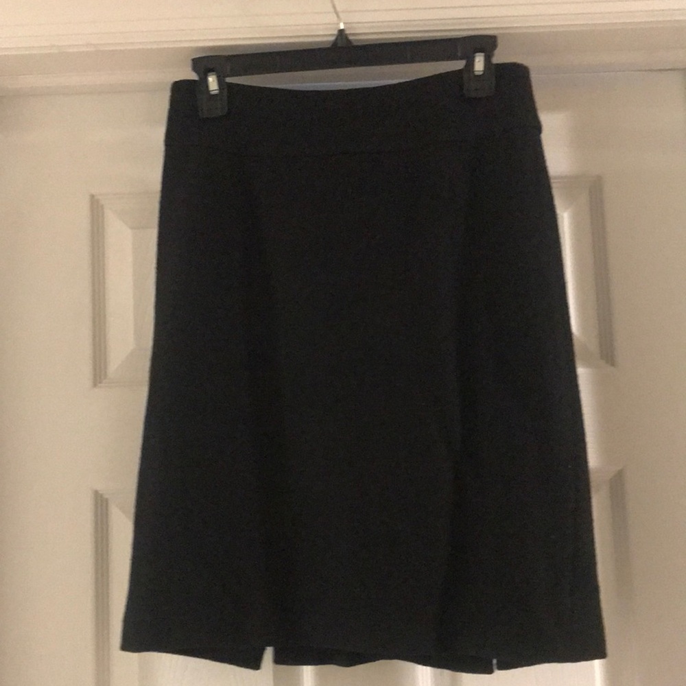 Fitted Black Skirt
